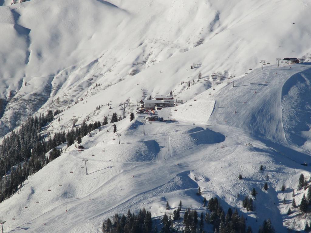 Alps Tux Lägenhet Exteriör bild